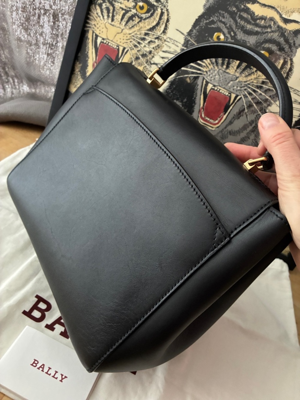 Bally B Turn Lightning Bolt Satchel Handbag! - Picture 6 of 11